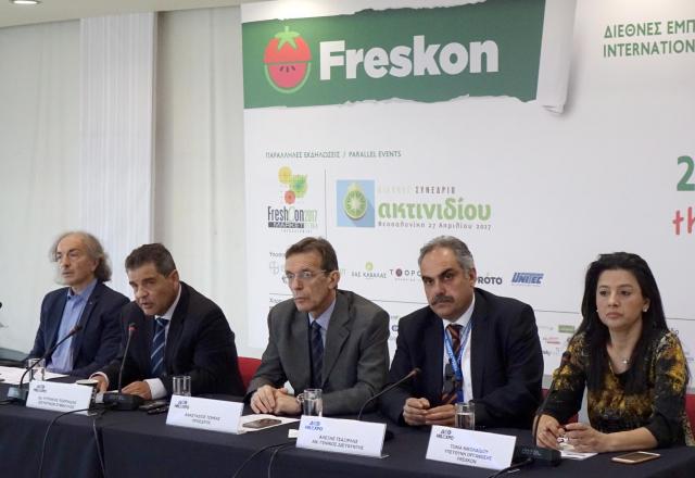 L-R: the associate of ‘Froutonea’ magazine, Mr Christos Katsanos; the CEO of TIF-Helexpo, Mr Kyriakos Pozrikidis; the President of TIF-Helexpo, Mr Tassos Tzikas; the deputy general director of TIF-Helexpo, Mr Alexis Tsaxirlis; the Director of Freskon, Ms Tonia Nikolaidou.